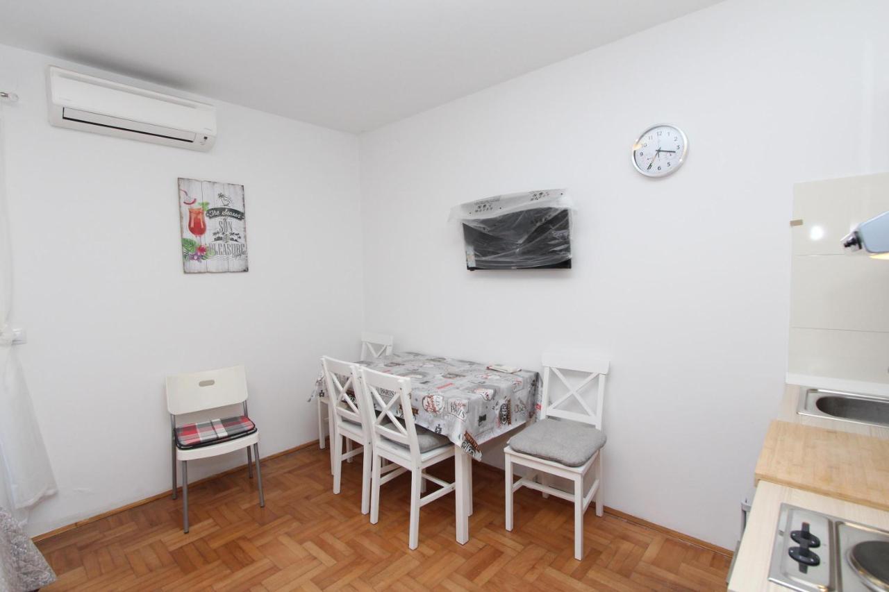 Apartment Gabriel Rovinj Luaran gambar