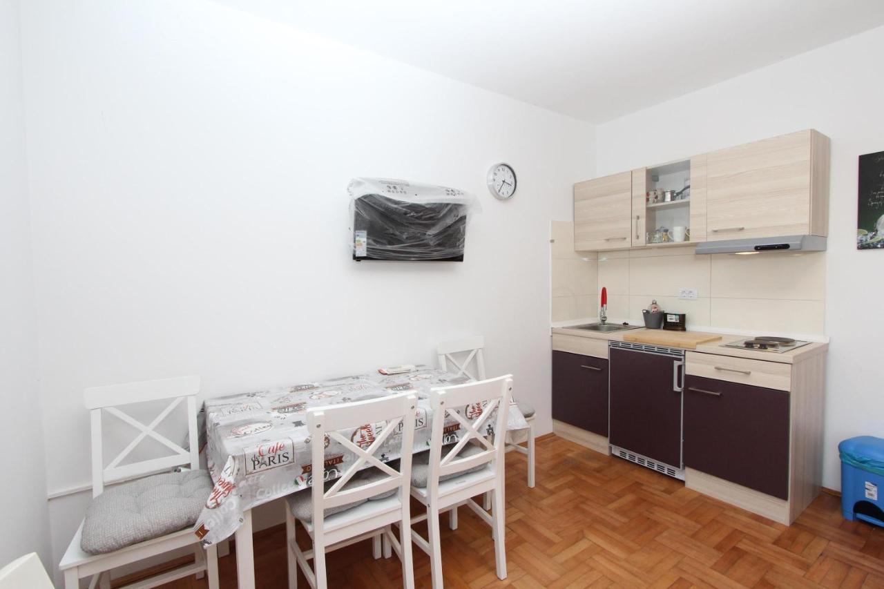 Apartment Gabriel Rovinj Luaran gambar