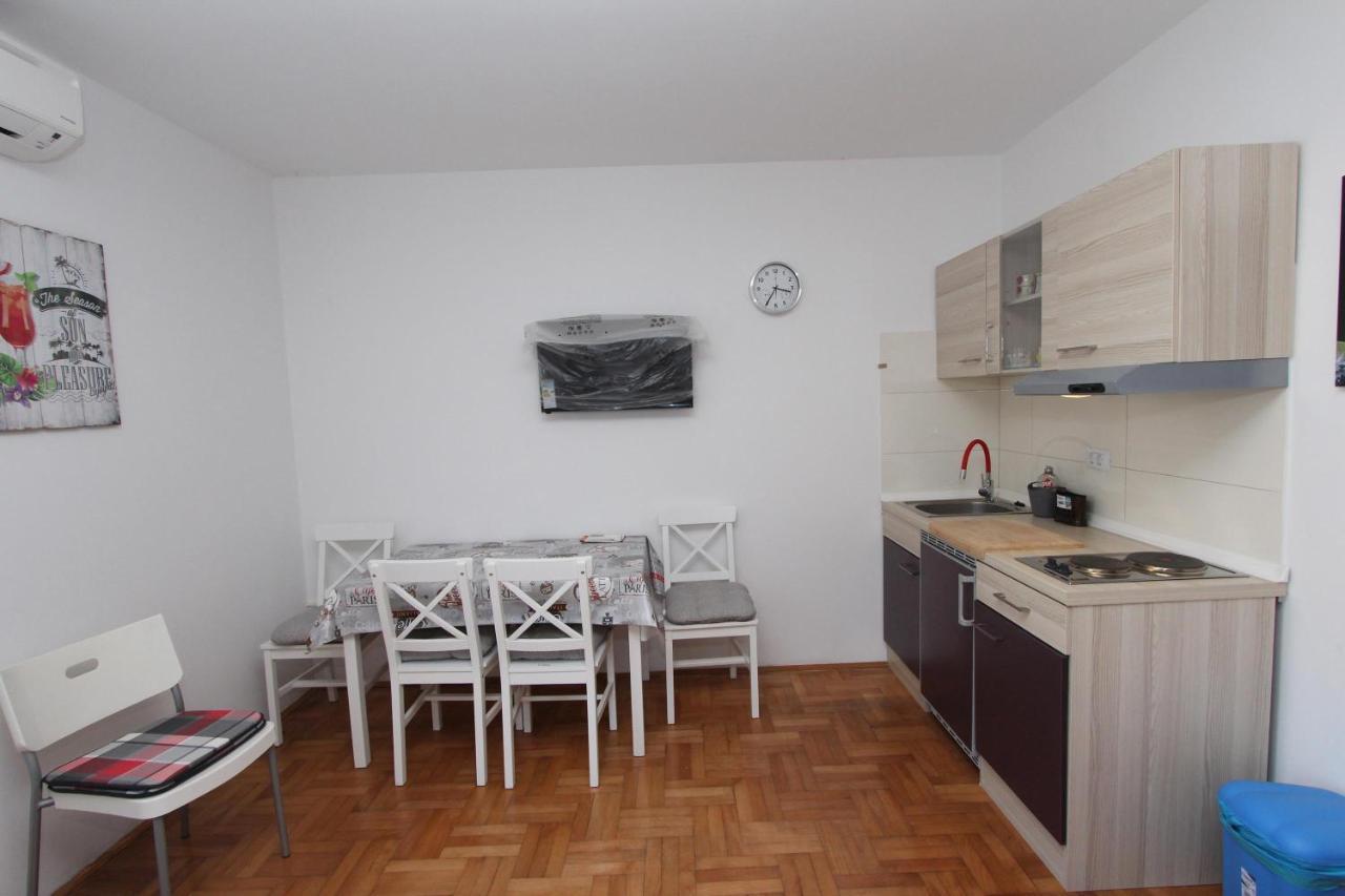 Apartment Gabriel Rovinj Luaran gambar