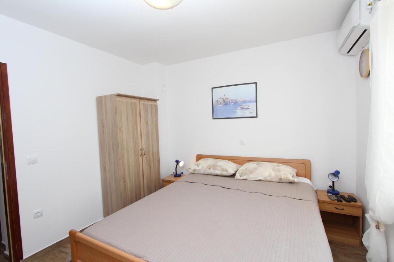 Apartment Gabriel Rovinj Luaran gambar